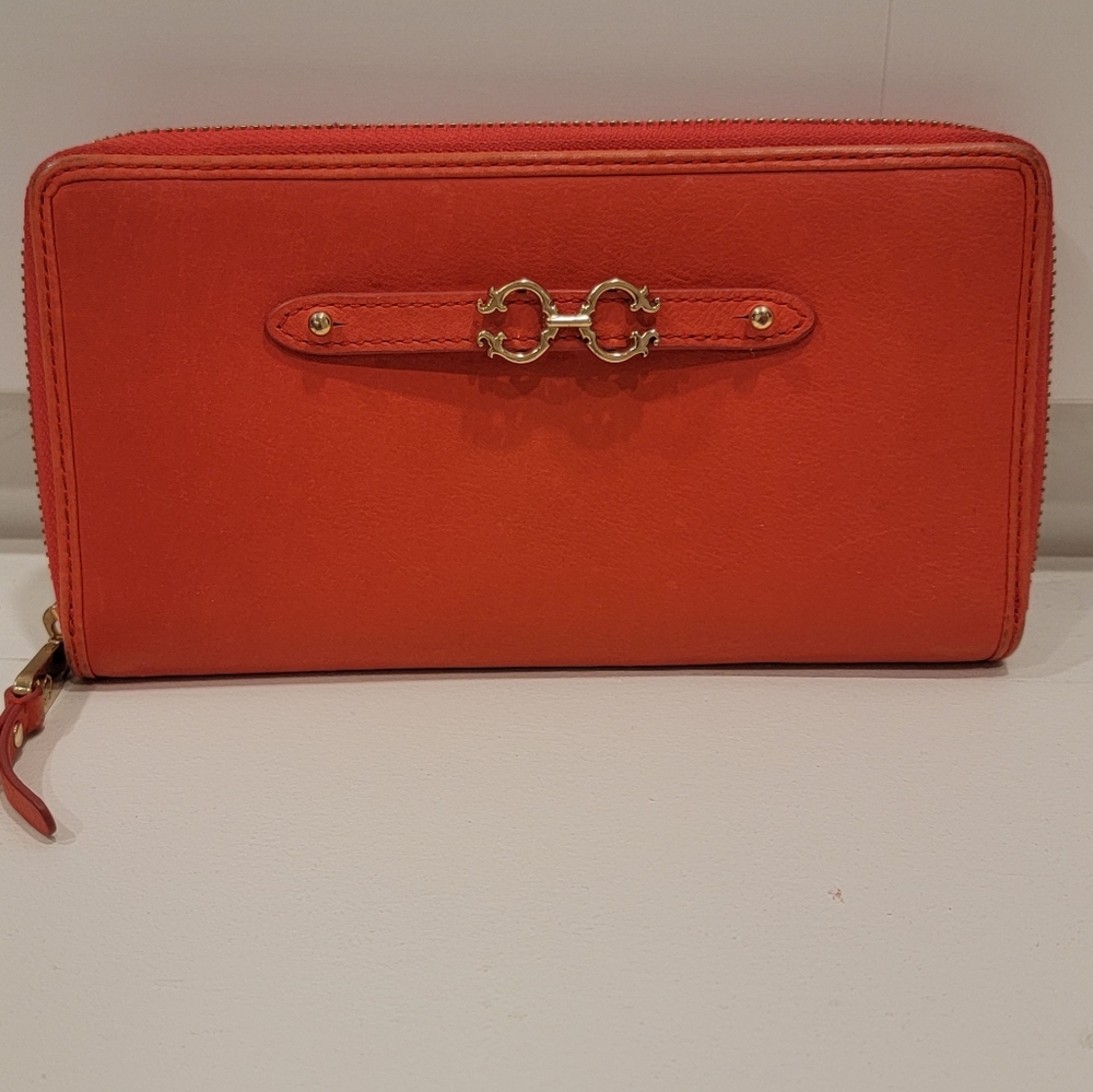 C wonder leather zipper wallet
